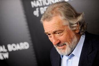 Covid, De Niro perde milioni: Suoi hotel e ristoranti rimasti chiusi Covid, De Niro perde milioni: Suoi hotel e ristoranti rimasti chiusi