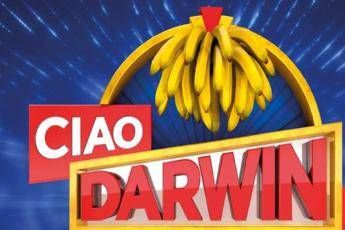 Tv, la replica di 'Ciao Darwin 7' conquista il prime time Tv, la replica di 'Ciao Darwin 7' conquista il prime time
