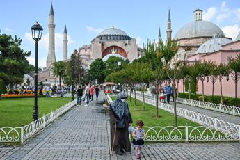 Santa Sofia, Ankara contro Atene: Nemica dell'Islam