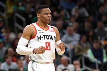 Nba, la stella di Houston Westbrook positivo al Covid Nba, la stella di Houston Westbrook positivo al Covid