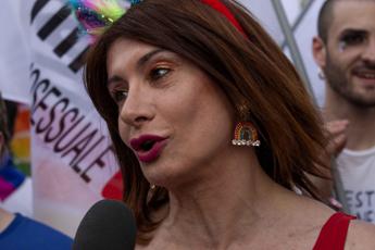 Covid, Luxuria: Quando sarà finito uniche distanze con omofobi