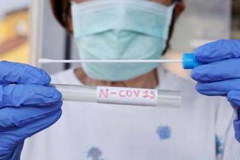 Covid, Zampa: Tampone per chi parte e chi arriva, accordo con Paesi Ue Covid, Zampa: Tampone per chi parte e chi arriva, accordo con Paesi Ue