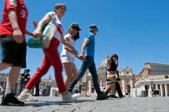 Covid, nel Lazio 125 nuovi casi 61 a Roma Covid, nel Lazio 125 nuovi casi 61 a Roma