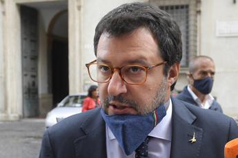 Salvini: Chi vuole proroga stato emergenza è nemico dell'Italia