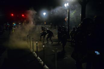Usa, notte di scontri a Portland: 59 arresti