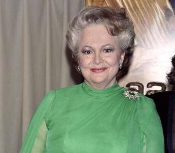 Addio a Olivia de Havilland, l'ultima leggenda di Via col Vento Addio a Olivia de Havilland, l'ultima leggenda di Via col Vento