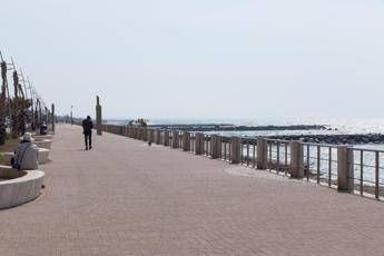 Ostia, offre figlio di 3 anni per prestazioni sessuali: arrestato Ostia, offre figlio di 3 anni per prestazioni sessuali: arrestato