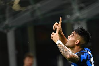 Inter-Napoli 2-0, nerazzurri riprendono il secondo posto