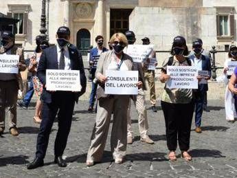 Calderone: Ascoltateci o prossima volta saremo molti di più in piazza Calderone: Ascoltateci o prossima volta saremo molti di più in piazza