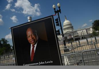 Oggi i funerali di John Lewis: ci saranno Obama, Clinton e Bush