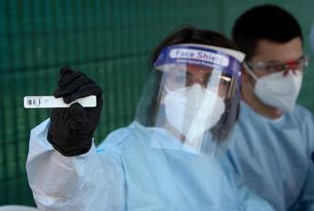 Coronavirus, in Italia 384 nuovi casi e 10 morti Coronavirus, in Italia 384 nuovi casi e 10 morti