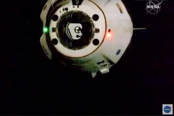 SpaceX, al via rientro 'splash down' atteso al largo Florida SpaceX, al via rientro 'splash down' atteso al largo Florida