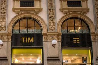 Tim, nessuno stop da parte di Conte e del governo Tim, nessuno stop da parte di Conte e del governo