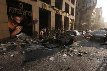 Beirut, i funzionari del porto agli arresti domiciliari Beirut, i funzionari del porto agli arresti domiciliari