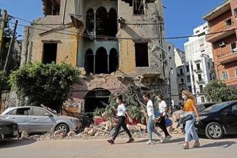 E' come se ci fossero stati i bombardamenti, il racconto del cooperante italiano a Beirut E' come se ci fossero stati i bombardamenti, il racconto del cooperante italiano a Beirut