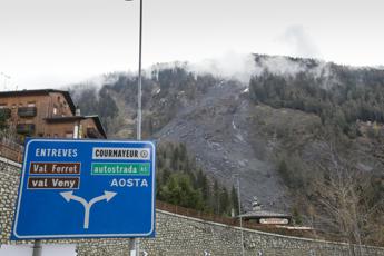 Courmayeur, allerta per ghiacciaio di Planpincieux: abitazioni evacuate