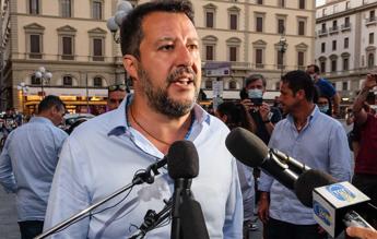 Salvini ai contestatori: Andate in cantiere invece di rompere