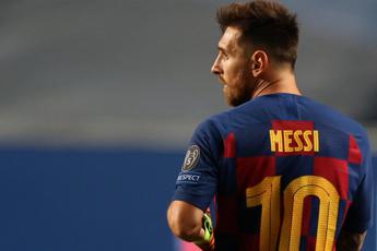 Barcellona rifiuta l'incontro con Messi e gli chiede di rinnovare