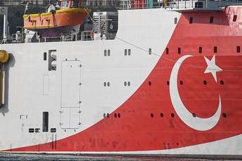Gas, tensione Grecia-Turchia nel Mediterraneo: mini-collisione tra navi Gas, tensione Grecia-Turchia nel Mediterraneo: mini-collisione tra navi