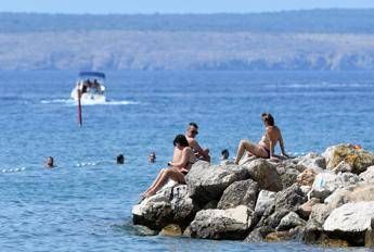 In Croazia il contagio non si ferma, ma vita e turismo vanno avanti In Croazia il contagio non si ferma, ma vita e turismo vanno avanti