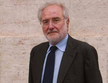 Cossinga, Carra: Interpretava gli 'astri', non è stato ascoltato Cossinga, Carra: Interpretava gli 'astri', non è stato ascoltato