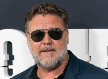 Beirut, Russel Crowe dona 5mila dollari a ristorante distrutto