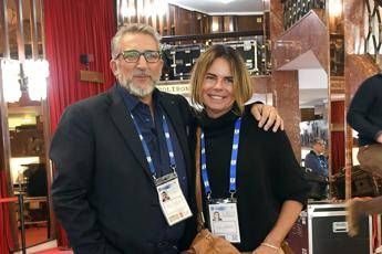 Lucio Presta: Zero tamponi a figlio di Paola Perego dopo feste con Covid Lucio Presta: Zero tamponi a figlio di Paola Perego dopo feste con Covid