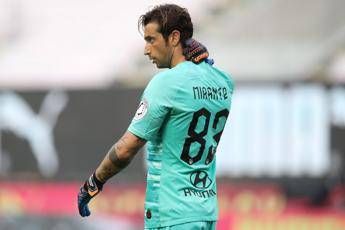 Roma, Antonio Mirante positivo al Covid Roma, Antonio Mirante positivo al Covid