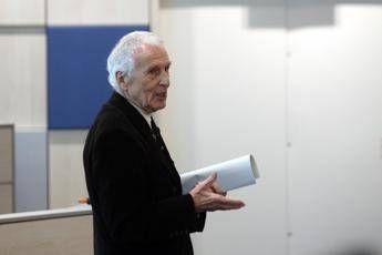 Covid, Garattini: Integratori per sistema immunitario non servono a nulla Covid, Garattini: Integratori per sistema immunitario non servono a nulla