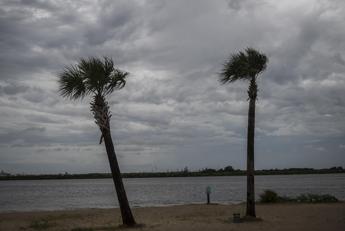 Uragano Laura ha toccato terra, allerta in Louisiana e Texas