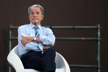 Taglio parlamentari, Prodi annuncia il 'no' al referendum