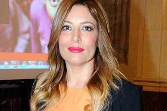 Lucarelli: Vip usano Covid come palcoscenico, inquietante Lucarelli: Vip usano Covid come palcoscenico, inquietante