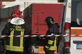 Palermo, incendi ad Altofonte: Via dalle case