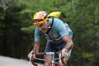 Ciclismo, 'L'Eroica' di ottobre è cancellata ma nessuno dei 7.000 già iscritti ha disdetto l'albergo Ciclismo, 'L'Eroica' di ottobre è cancellata ma nessuno dei 7.000 già iscritti ha disdetto l'albergo