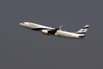 Israele-Emirati, partito primo volo commerciale