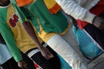 Sbarchi a Lampedusa, al via i trasferimenti di migranti Sbarchi a Lampedusa, al via i trasferimenti di migranti