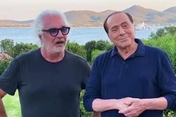 Berlusconi positivo al Covid, Briatore: Non l'ho contagiato io Berlusconi positivo al Covid, Briatore: Non l'ho contagiato io