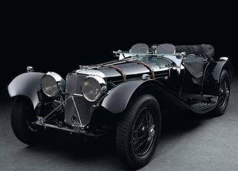 Auto: si costituisce anche in Italia il 'Jaguar Drivers' Club' Auto: si costituisce anche in Italia il 'Jaguar Drivers' Club'