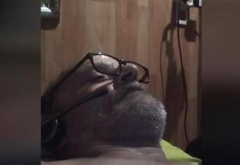 Francia, Facebook blocca 'morte in diretta' di Alain Cocq Francia, Facebook blocca 'morte in diretta' di Alain Cocq