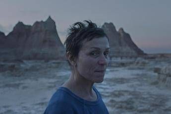 Venice, Zhao e McDormand: siamo razze nomadi moderne per le strade d'America