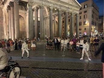 Scherma, assalti e spettacolo al Pantheon per la X edizione 'A Fil di Spada' Scherma, assalti e spettacolo al Pantheon per la X edizione 'A Fil di Spada'