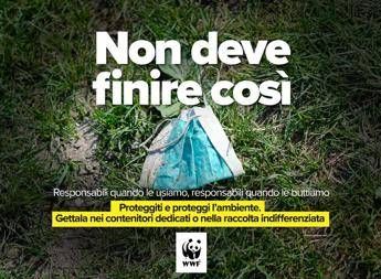 Wwf: A fine anno scolastico rischiamo 68 milioni di mascherine disperse Wwf: A fine anno scolastico rischiamo 68 milioni di mascherine disperse