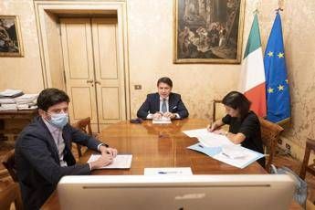 Scuola e ripartenza, governo soddisfatto Scuola e ripartenza, governo soddisfatto