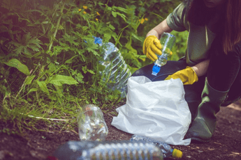 World Cleanup Day, in 20 parchi italiani arriva 'Puliamo il tuo parco!' World Cleanup Day, in 20 parchi italiani arriva 'Puliamo il tuo parco!'