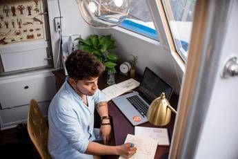 Lavorare per top brand vista mare si può, Cosmico connette talenti e aziende Lavorare per top brand vista mare si può, Cosmico connette talenti e aziende