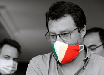 Salvini 'sfiducia' Azzolina e lancia attacco a Conte, Fdi e Fi frenano