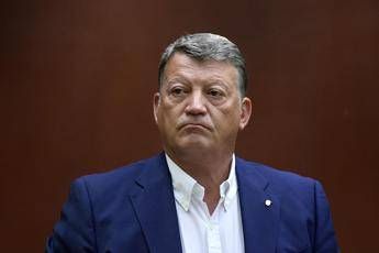 Bombardieri vs Patuanelli: Su crisi aziendali ministro a 'Chi l'ha visto' Bombardieri vs Patuanelli: Su crisi aziendali ministro a 'Chi l'ha visto'