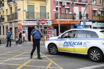 Covid, tribunale annulla lockdown a Madrid