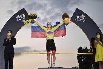 Tour de France, trionfo di Pogacar