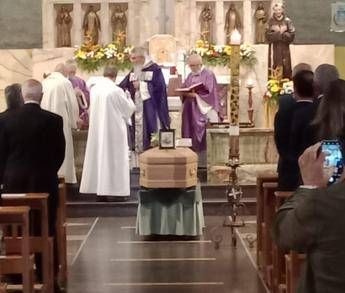 Padre Pio, esaudito desiderio del figlio spirituale: ora Emanuele Brunatto riposa vicino a lui Padre Pio, esaudito desiderio del figlio spirituale: ora Emanuele Brunatto riposa vicino a lui
